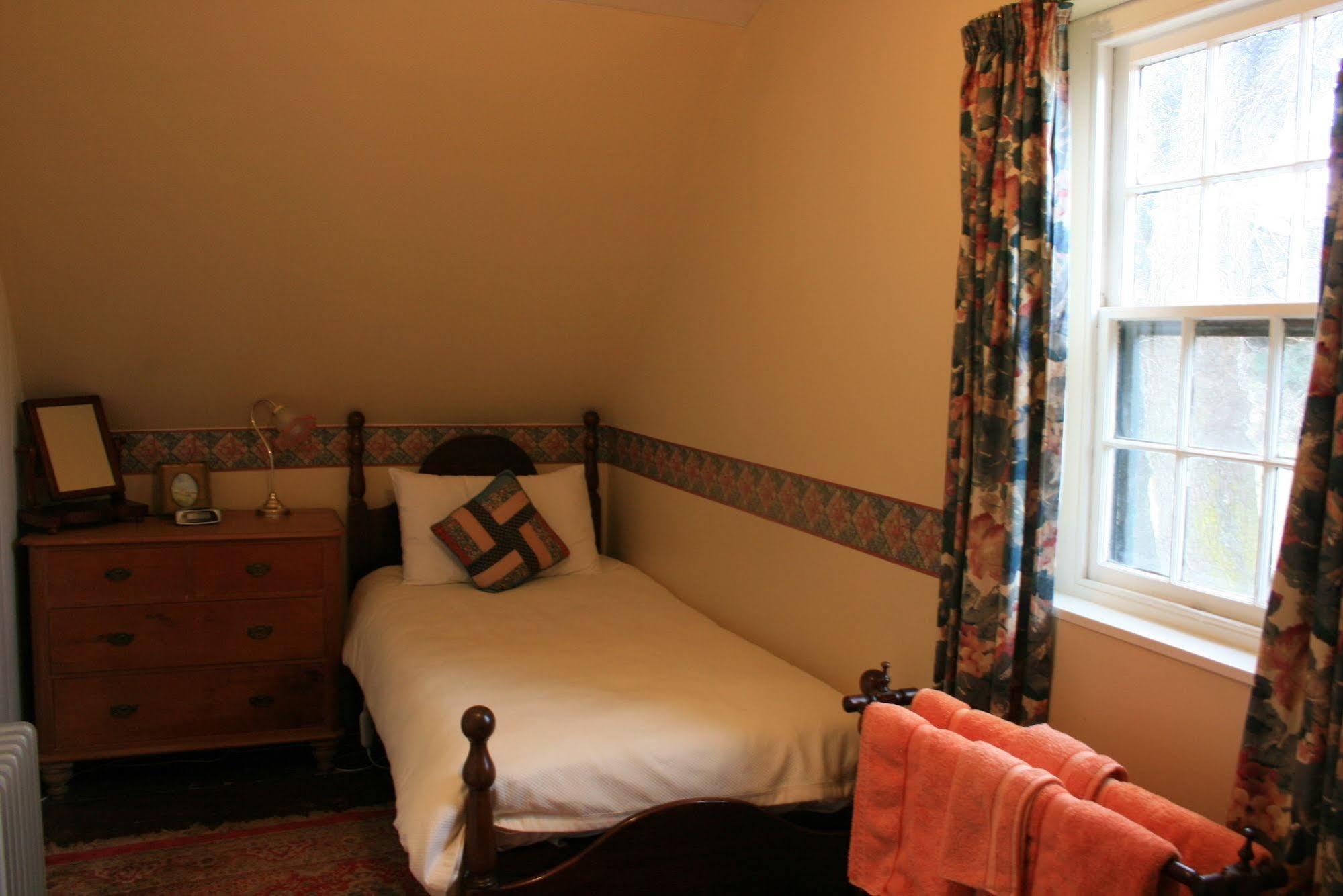 Brickendon Guest House Longford ภายนอก รูปภาพ